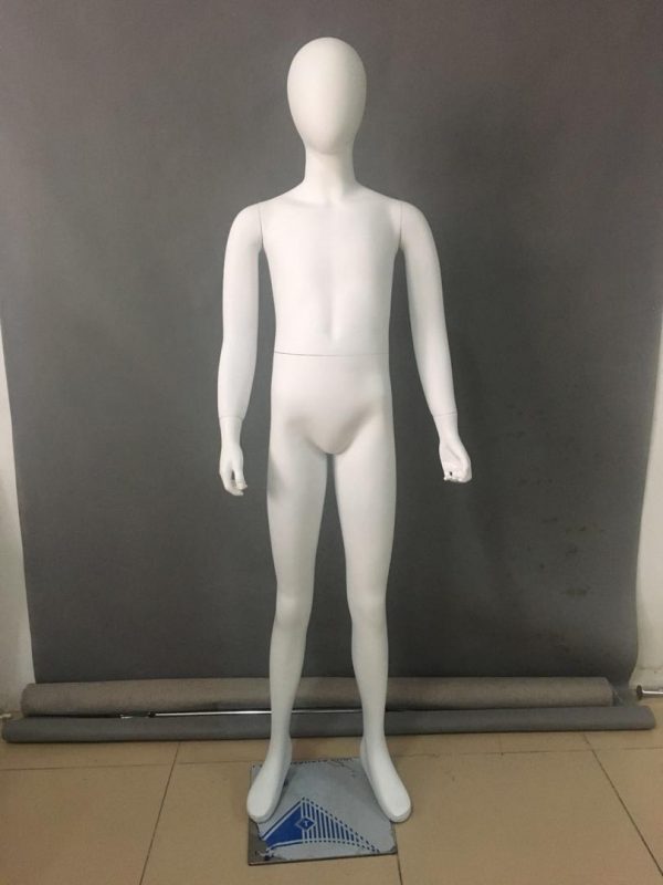 Children white gloss mannequin2